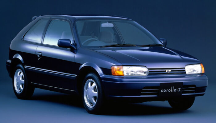 Toyota Corolla II Detailed Review and specifications